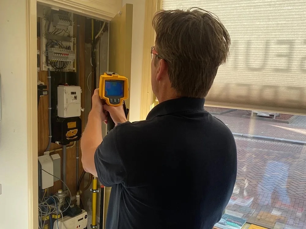 geavanceerde technieken zoals thermografie en netanalyses