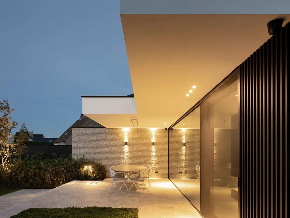 wij zorgen voor een lichtplan dat perfect aansluit op jouw situatie en je ruimte écht tot zijn recht laat komen